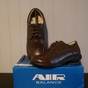 Boys Dress Shoe ~ Comfortable, Non-Slip